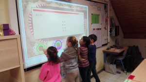 Jeu sur les tables de multiplication : "La course aux tables"